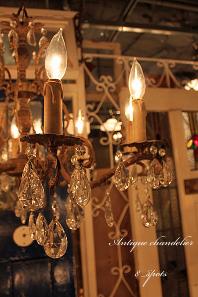 0110.antiquechandelier3.jpg