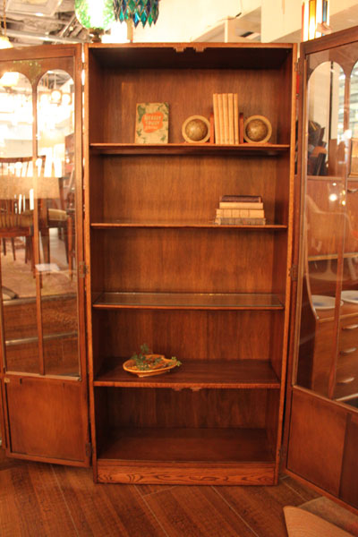 0215.bookcase2.jpg