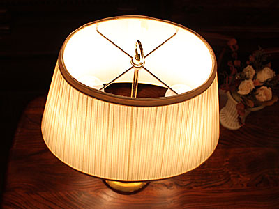 1108.brasstablelamp2.jpg