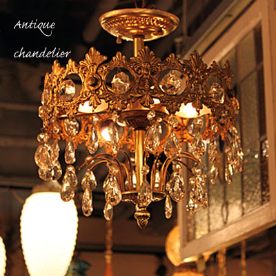 1108.chandelier4spt.jpg