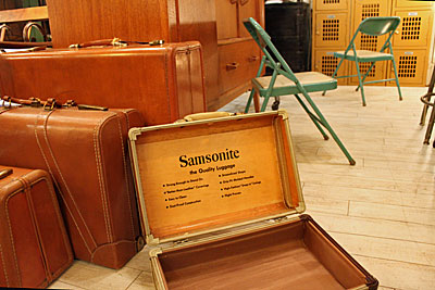 1226.samsonite3.jpg