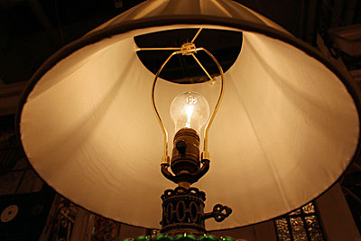 13.5.18.grn.tablelamp3.jpg