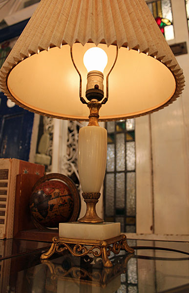 13.5.18.ivorytablelamp3.jpg