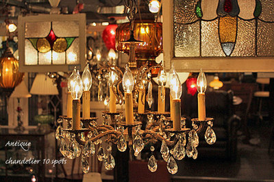 13.6.12.chandelier.jpg