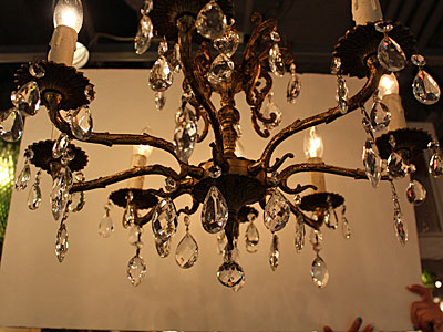 13.6.7.chandelier10spts2.jpg