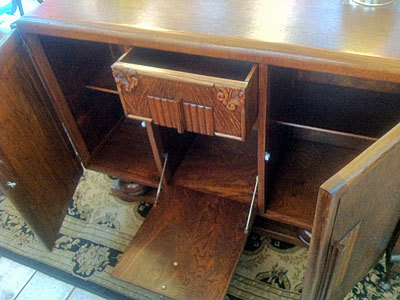 2012.6.14.oak-sideboard.1jp.jpg