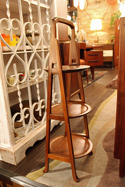 3.6.15.panshelf2.jpg