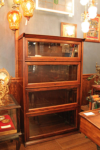 4glasscabinet.jpg