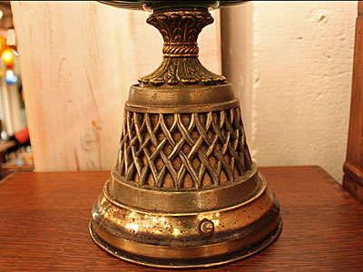 green.brass.tablelamp3.jpg