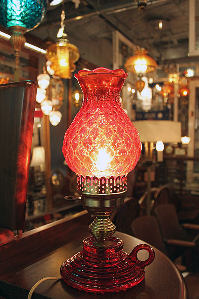 rubyred.tablelamp.jpg