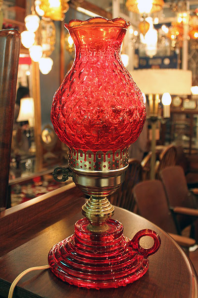 rubyred.tablelamp1.jpg