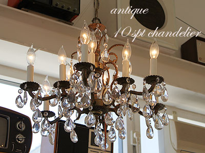 sy.10spt.chandelier.jpg