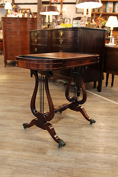 171002harpsidetable