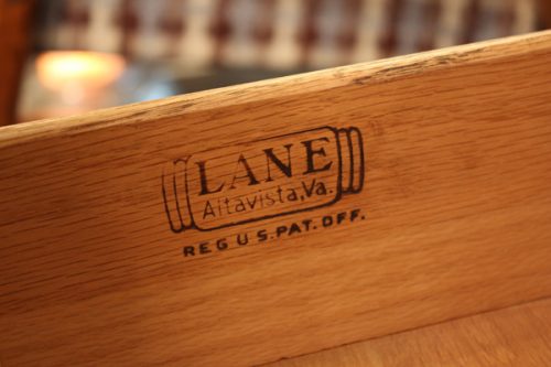 191009LANEsidetable2