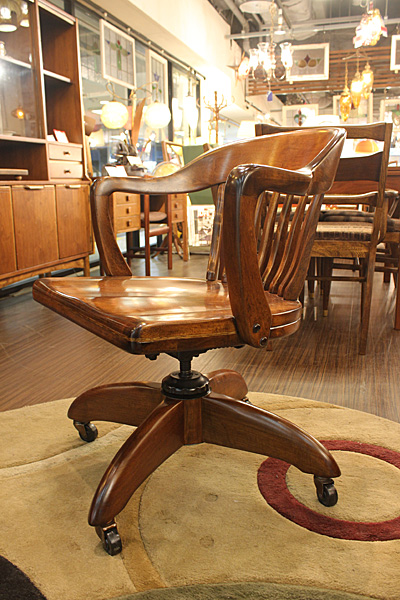 antique & Vintage furniture at's(アッツ)□ / アンティーク