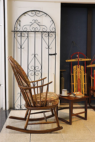 antique & Vintage furniture at's(アッツ)□ / ERCOL(アーコール ...