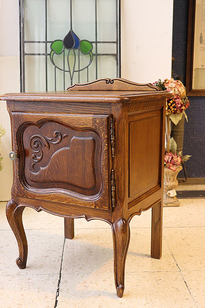 antique & Vintage furniture at's(アッツ)□ / フランスナイト